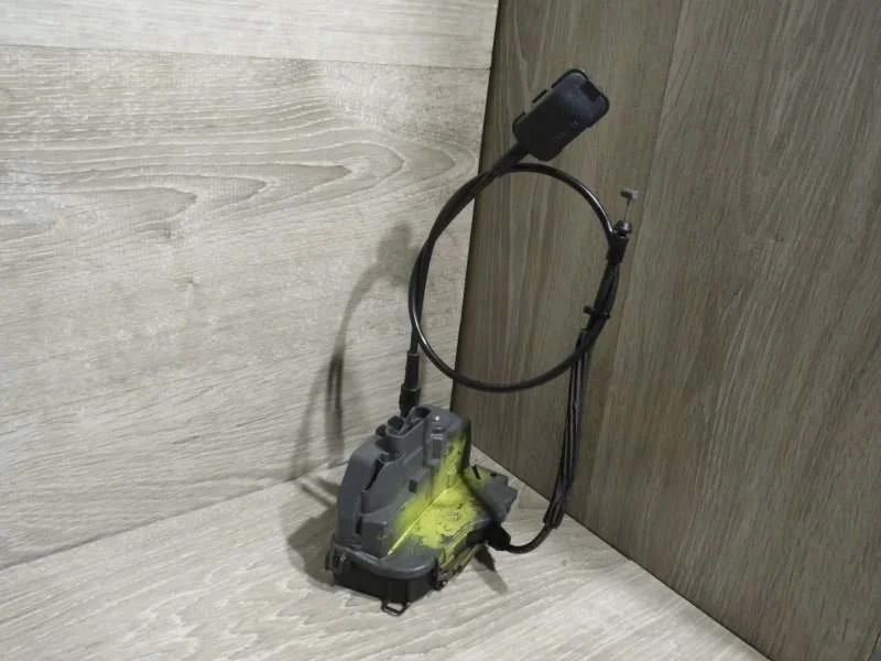 Замок боковой двери RENAULT SCENIC 2006-2009 8200119332 2, задний правый