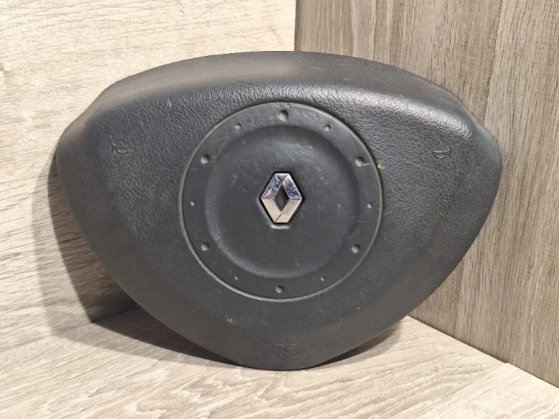 Подушка безопасности в руль RENAULT LAGUNA 2001-2008 8200071205 2