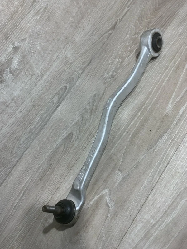 Рычаг подвески верхний LEXUS IS 2016 4870530120 ACE30 8AR-FTS, задний правый