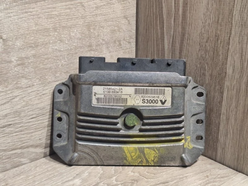 Блок управления двигателем RENAULT SCENIC 2002-2010 8200509552 2