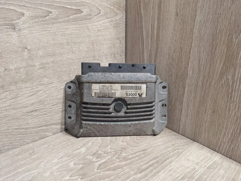 Блок управления двигателем RENAULT CLIO 2005-2014 8200504593 3