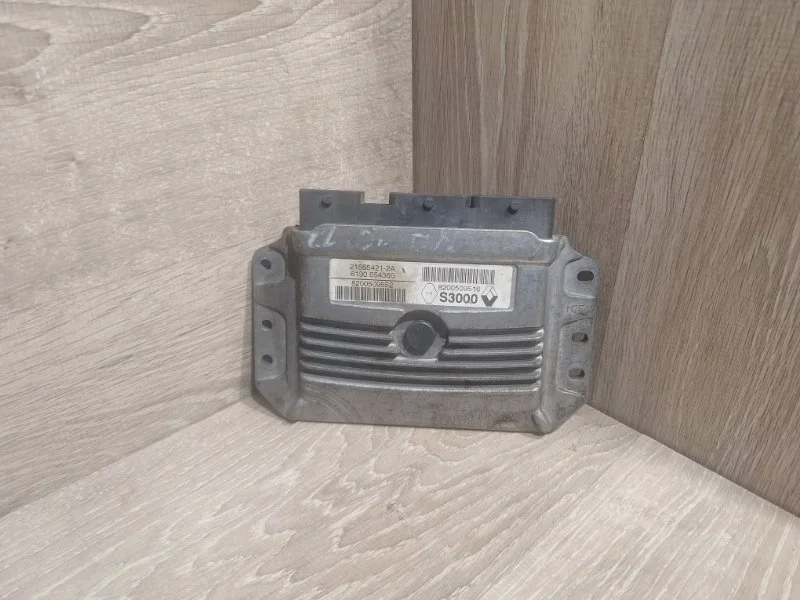 Блок управления двигателем RENAULT MEGANE 2002-2010 8200509552 2