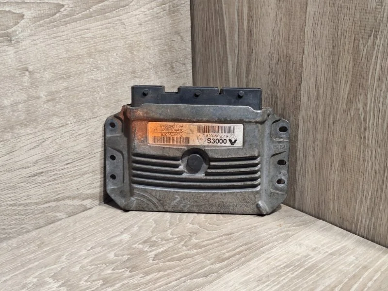 Блок управления двигателем RENAULT MEGANE 2002-2010 8200509552 2