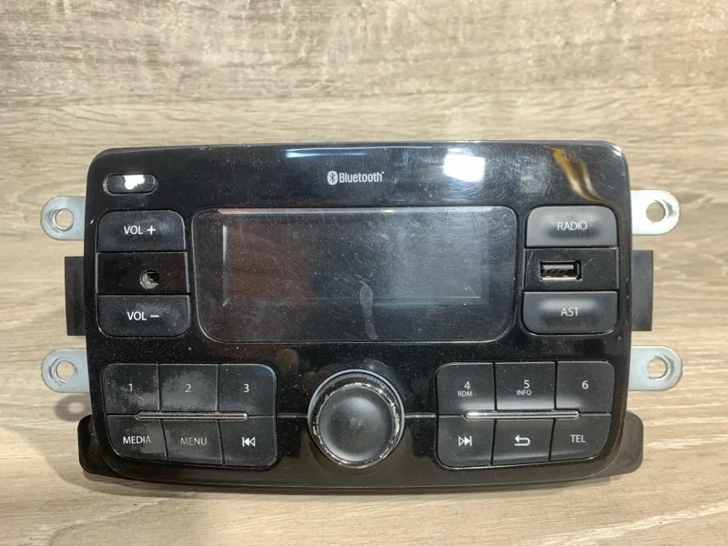 Магнитола RENAULT KAPTUR 2016-2024 281156612R