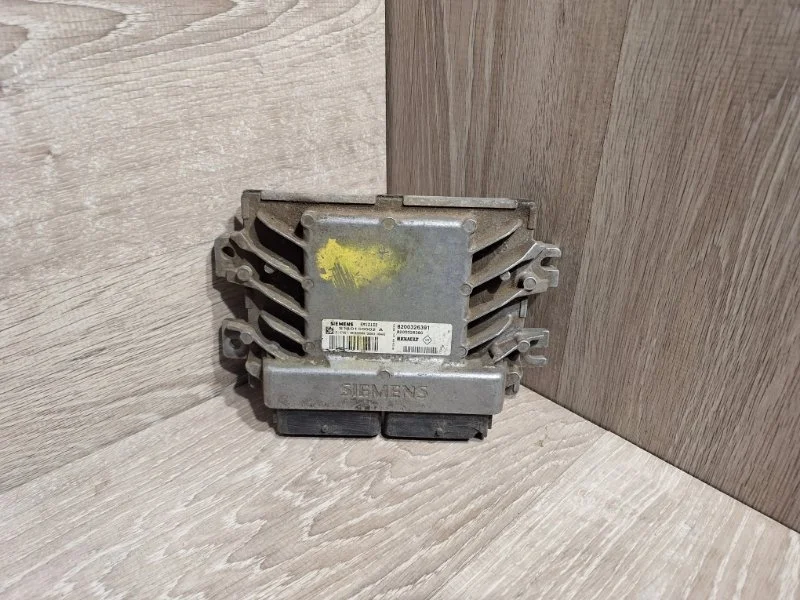 Блок управления двигателем RENAULT SYMBOL 1998-2008 8200326391 1