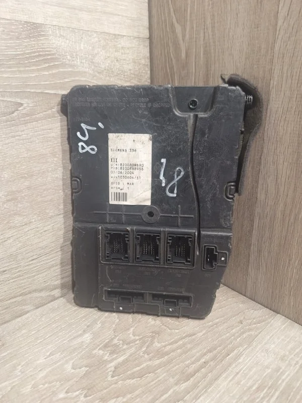 Блок комфорта RENAULT SCENIC 2002-2010 8200309690 2