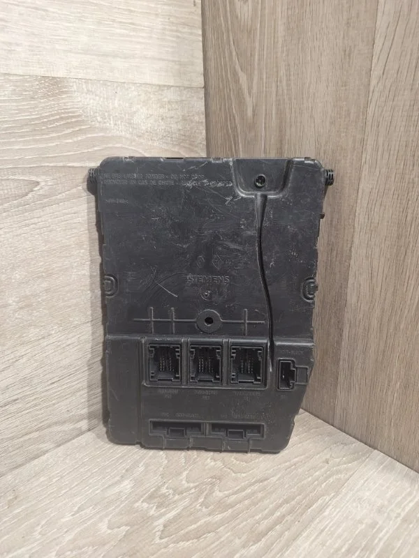 Блок комфорта RENAULT MEGANE 2002-2010 8200309690 2