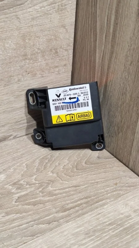 Блок управления SRS RENAULT LOGAN 2004-2014 8201163304 1