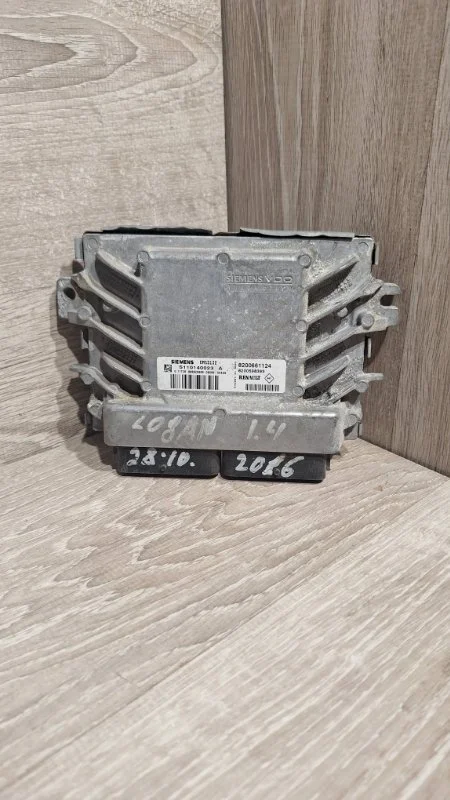 Блок управления двигателем RENAULT LOGAN 2004-2014 8200661124 1