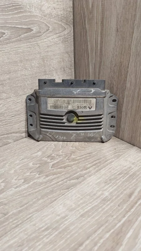 Блок управления двигателем RENAULT SCENIC 2002-2010 8200387138 2