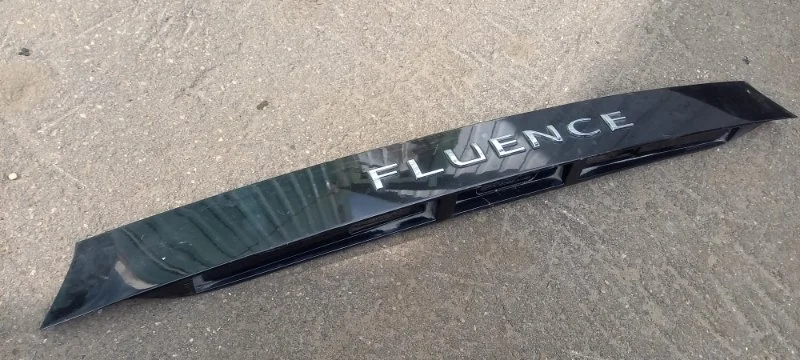 Накладка крышки багажника RENAULT FLUENCE 2010 848100022R