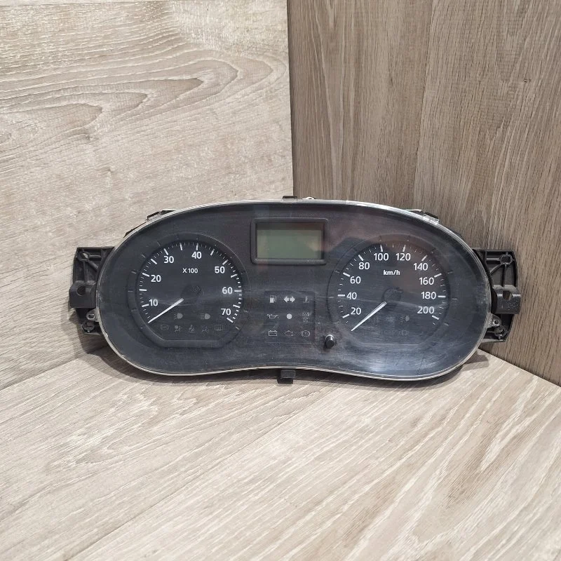 Панель приборов RENAULT LOGAN 2004-2014 8200377202 1
