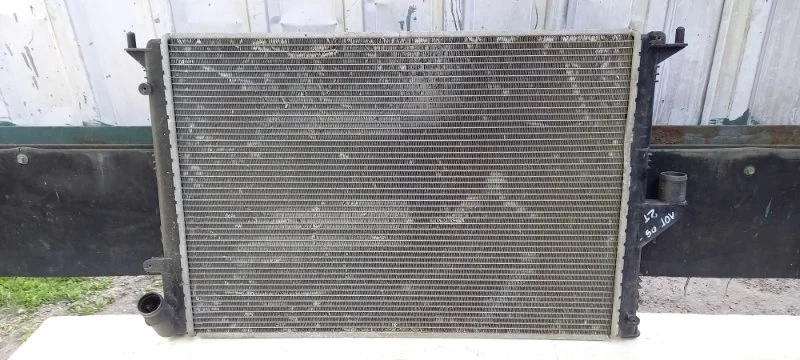 Радиатор охлаждения двигателя RENAULT LOGAN 2011 8200735039 1