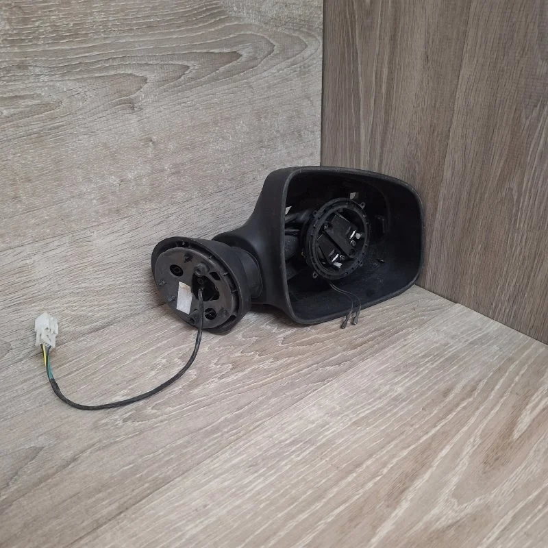 Зеркало заднего вида боковое RENAULT SANDERO 2009-2014 963017247R 1, правое