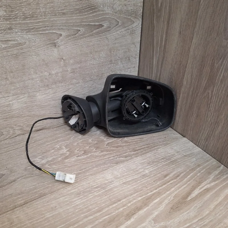 Зеркало заднего вида боковое RENAULT SANDERO 2009-2014 963017247R 1, правое