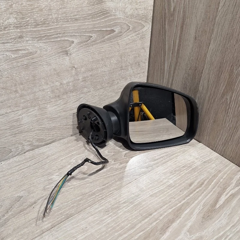 Зеркало заднего вида боковое RENAULT DUSTER 2010-2020 963017247R 1, правое