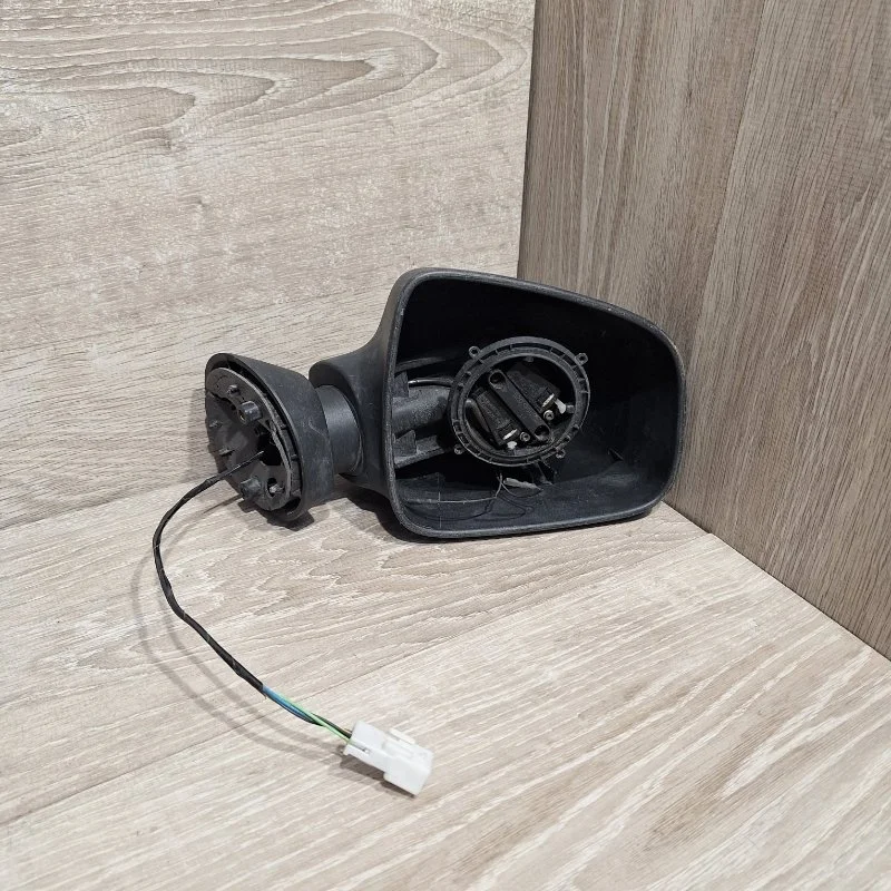 Зеркало заднего вида боковое ЛАДА ЛАРГУС 2012-2021 963017247R, правое