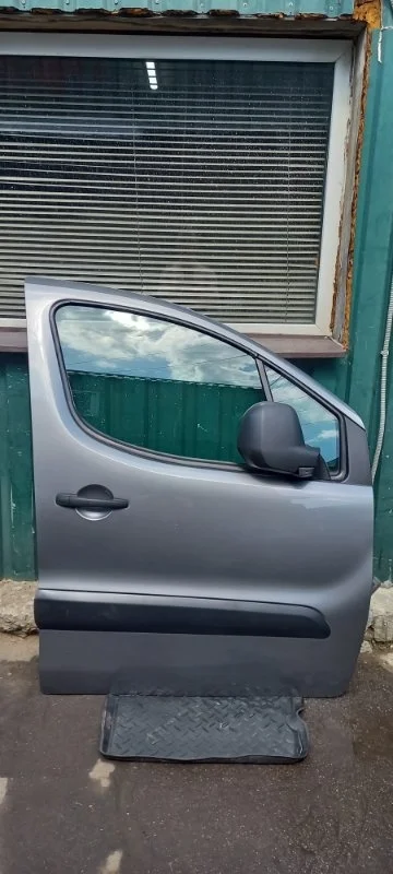 Дверь боковая PEUGEOT PARTNER 2010 9004Z6 ПАССАЖИР TU5 NFR, передняя правая