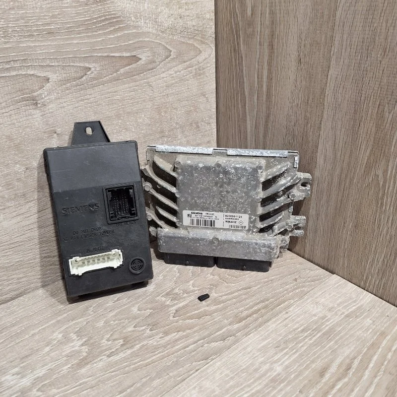 Комплект управления двигателем RENAULT LOGAN 2004-2014 8200661124 1