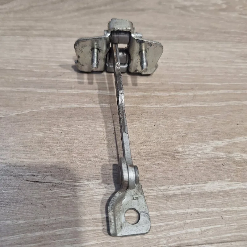 Ограничитель двери RENAULT LOGAN 2013-2018 804302559R 2