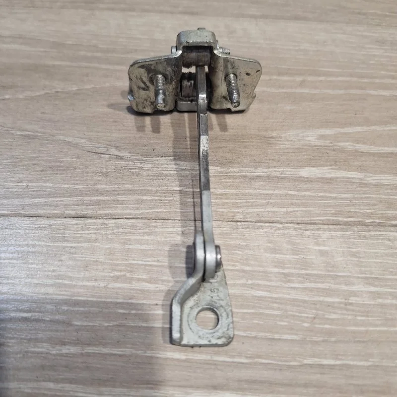 Ограничитель двери RENAULT LOGAN 2013-2018 804302559R 2