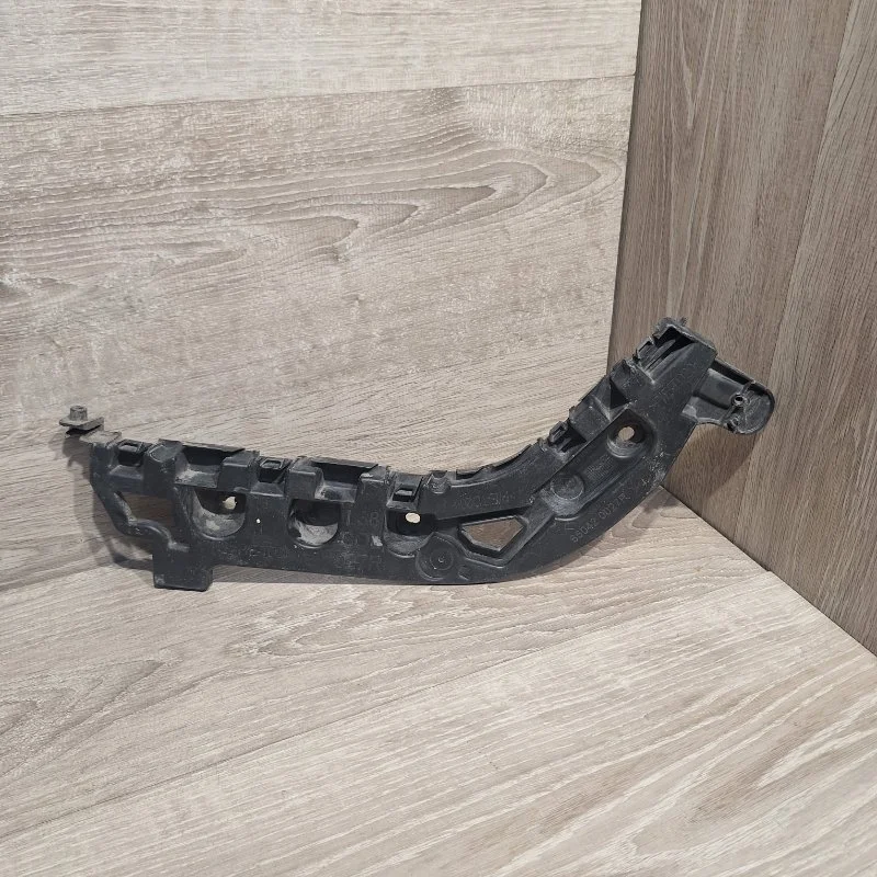 Кронштейн бампера RENAULT FLUENCE 2009-2017 850420027R, задний левый