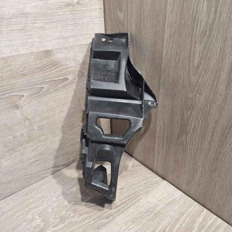 Кронштейн бампера RENAULT FLUENCE 2009-2017 850440017R, задний правый