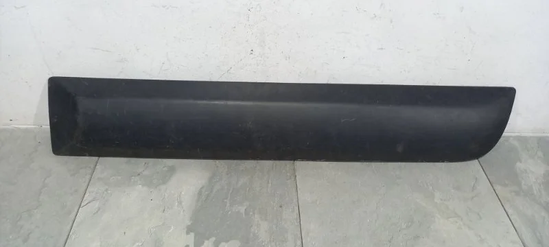 Молдинг двери RENAULT SANDERO 2008-2014 8200735133 1, задний левый