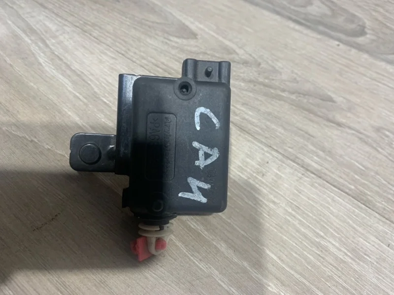 Активатор замка двери RENAULT LOGAN 2014-2018 7700712901 2