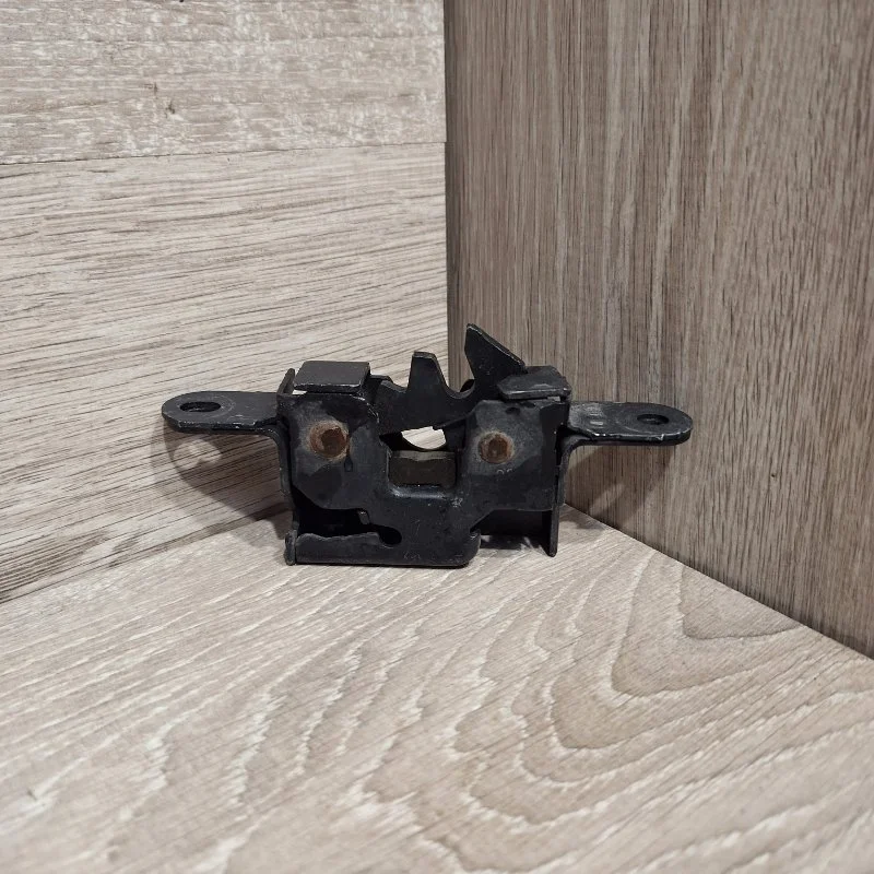 Замок капота RENAULT MEGANE 2008-2016 656010010R 3