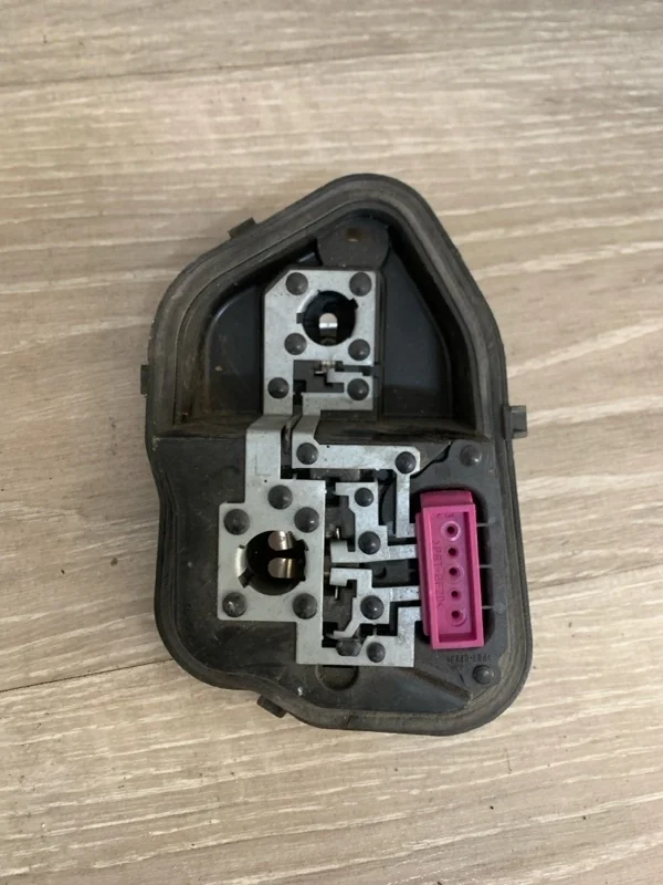 Плата заднего фонаря RENAULT MEGANE 2008-2013 265550007R 3, левая