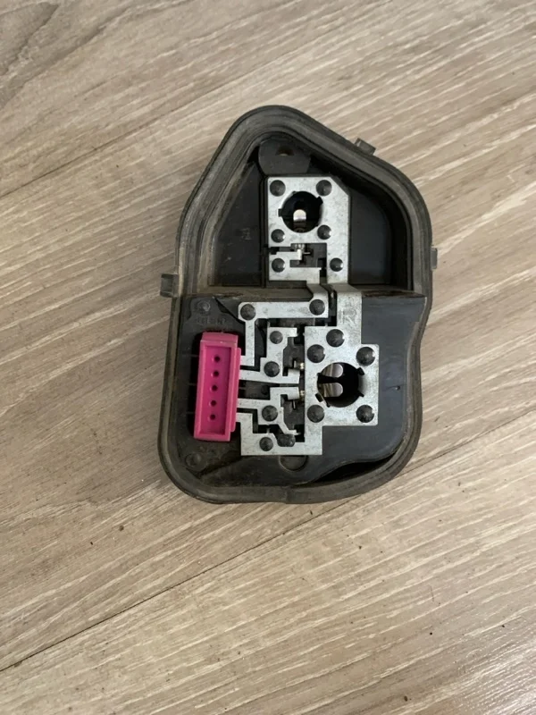 Плата заднего фонаря RENAULT MEGANE 2008-2013 265550007R 3, правая