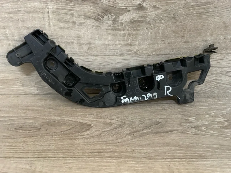 Кронштейн бампера RENAULT FLUENCE 2008-2013 791820009R 1, задний правый
