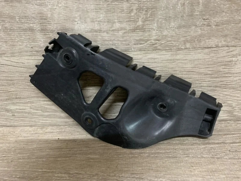 Кронштейн бампера RENAULT SANDERO 2009-2014 8200735448 1, задний левый