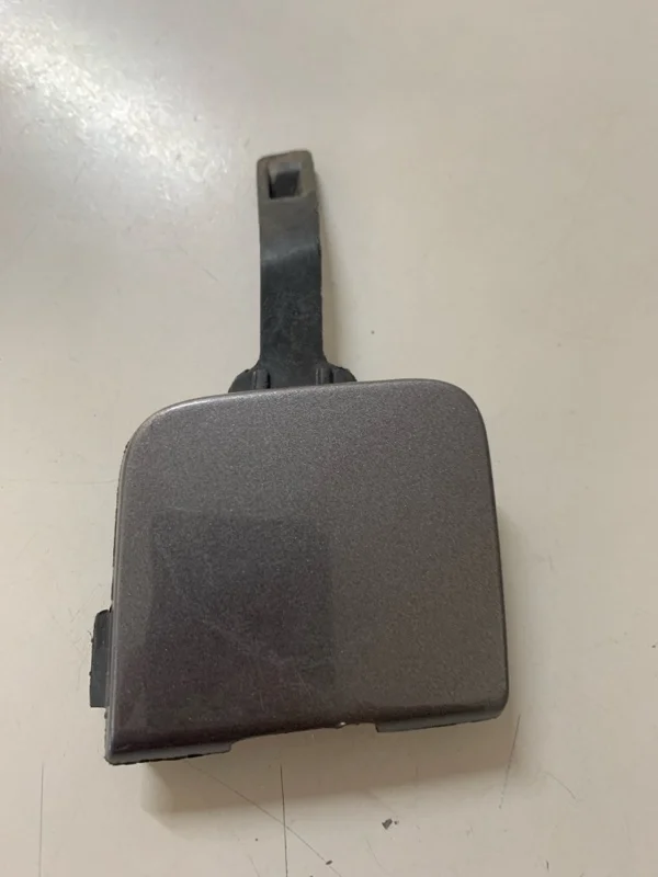 Заглушка буксировочного крюка RENAULT FLUENCE 2008-2013 511650010R 1, задняя