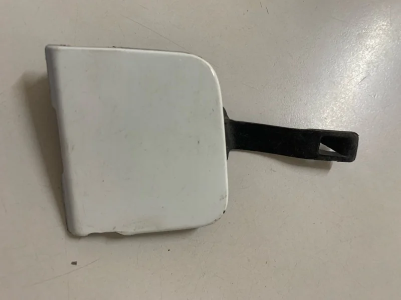 Заглушка буксировочного крюка RENAULT FLUENCE 2008-2013 511650010R 1, задняя