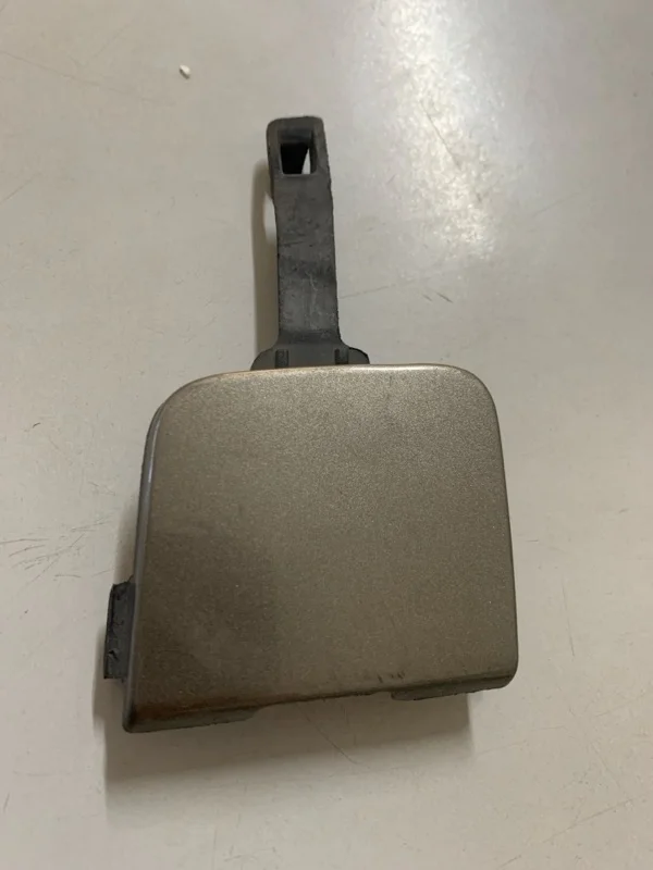 Заглушка буксировочного крюка RENAULT FLUENCE 2008-2013 511650010R 1, задняя