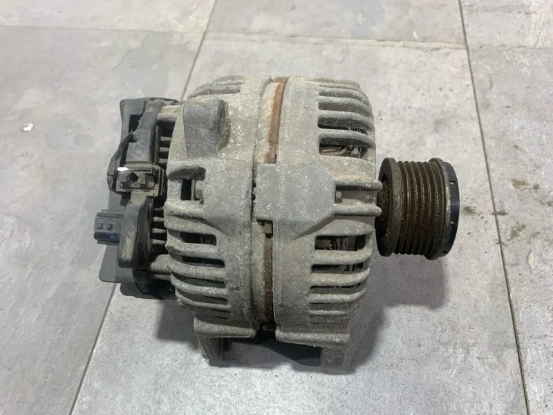 Генератор RENAULT FLUENCE 2010-2015 231008578R