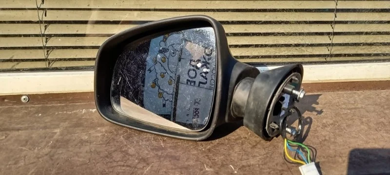 Зеркало заднего вида боковое RENAULT DUSTER 963023520R 1, переднее левое