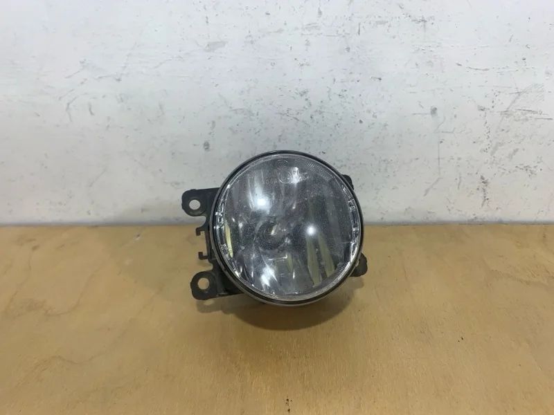 Фара противотуманная RENAULT DUSTER 2010-2015 261500097R 1