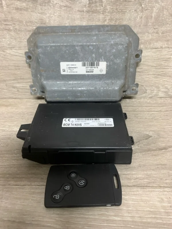 Комплект управления двигателем RENAULT KAPTUR 2019 237100167S H4M