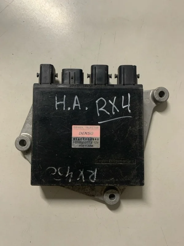 Блок управления форсунками LEXUS RX 2015-2021 8987130040 GYL25