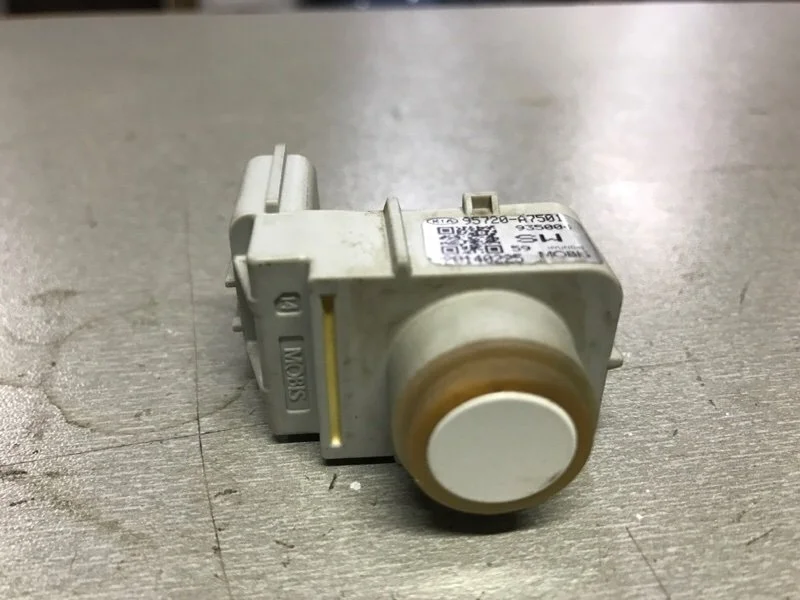 Датчик парковки KIA CERATO 2014 95720A7501 СЕДАН G4FG, задний