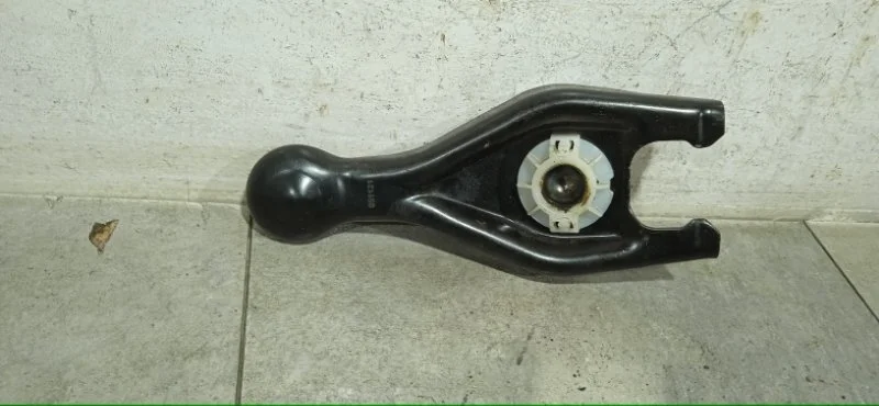 Вилка МКПП PEUGEOT PARTNER 211766 B9 TU5 NFR