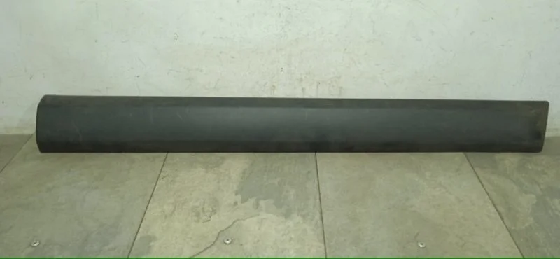 Молдинг двери RENAULT SANDERO 2009-2014 8200735139 1, передний правый