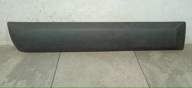 Молдинг двери RENAULT SANDERO 2009-2014 8200735135 1, задний правый