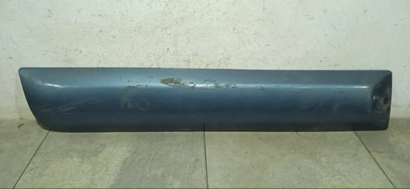 Молдинг двери RENAULT SANDERO 2009-2014 8200735135 1, задний правый