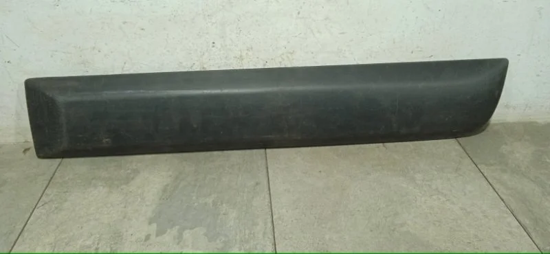 Молдинг двери RENAULT SANDERO 2009-2014 8200735133 1, задний левый