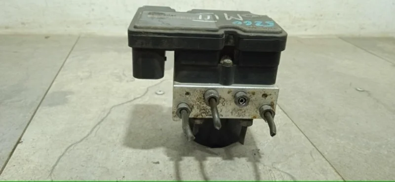 Блок ABS RENAULT MEGANE 2008-2014 476606747R 3