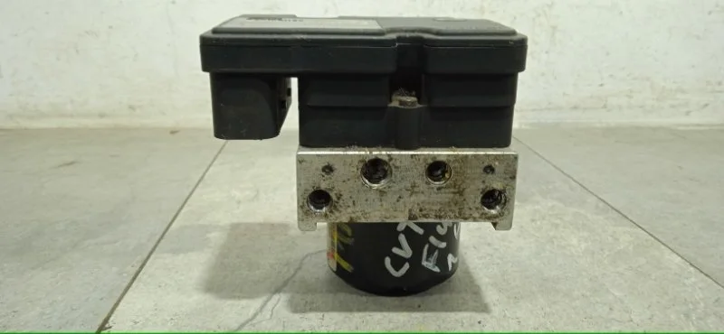 Блок ABS RENAULT MEGANE 2008-2014 476606747R 3